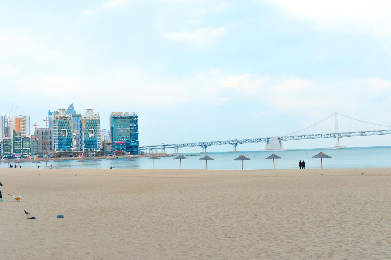 H Avenue Gwanganri Beach Пусан Экстерьер фото